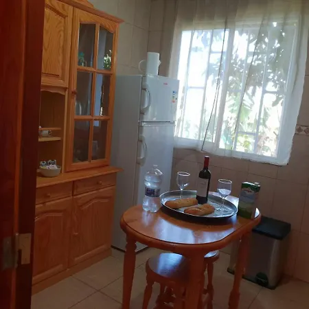 Casa Angel Y Carmen *