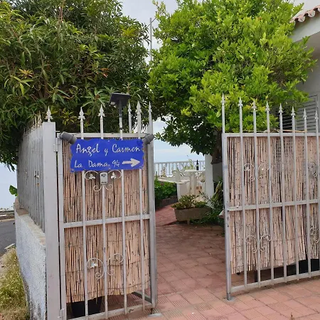 Casa Angel Y Carmen Lodge El Cercado